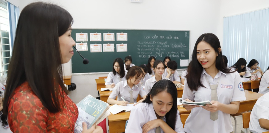 Gấp rút điều chỉnh chương trình, sửa sách giáo khoa sau sáp nhập