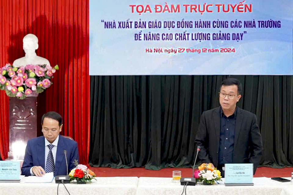 Tọa đàm “Nhà Xuất bản Giáo dục Việt Nam đồng hành cùng các trường nâng cao chất lượng giảng dạy”