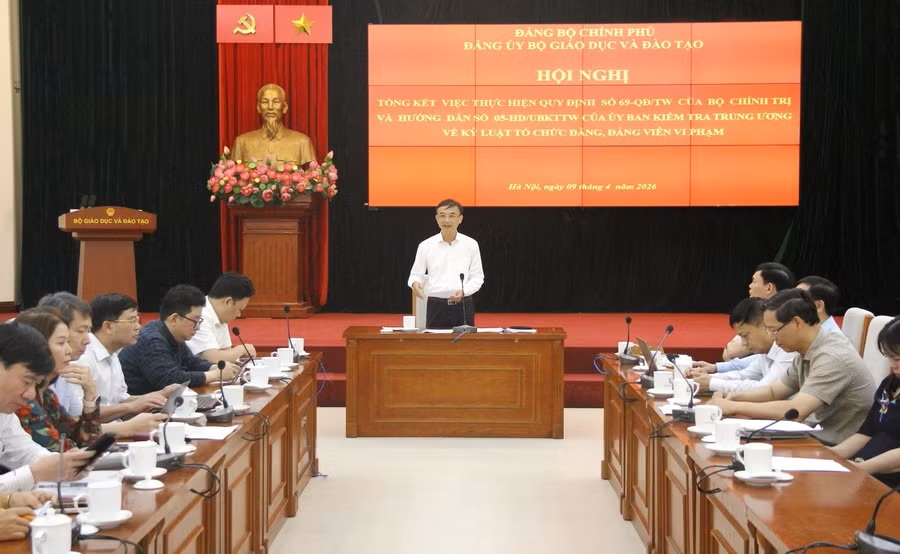 Đảng ủy Nhà xuất bản Giáo dục Việt Nam tham dự Hội nghị tổng kết thực hiện Quy định số 69-QĐ/TW của Bộ Chính trị