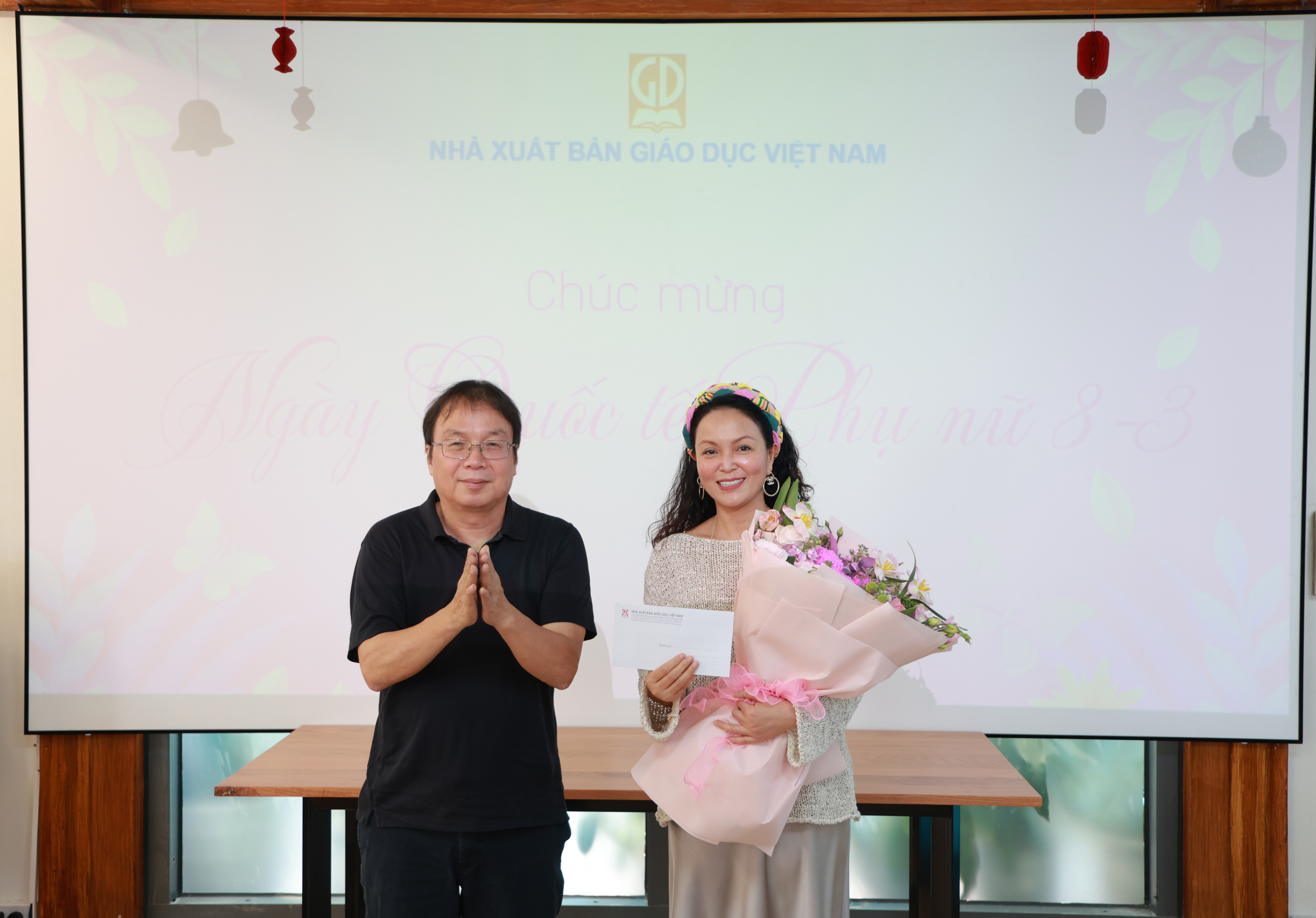 Nhà xuất bản Giáo dục Việt Nam tổ chức gặp mặt kỷ niệm Ngày Quốc tế Phụ nữ 8/3