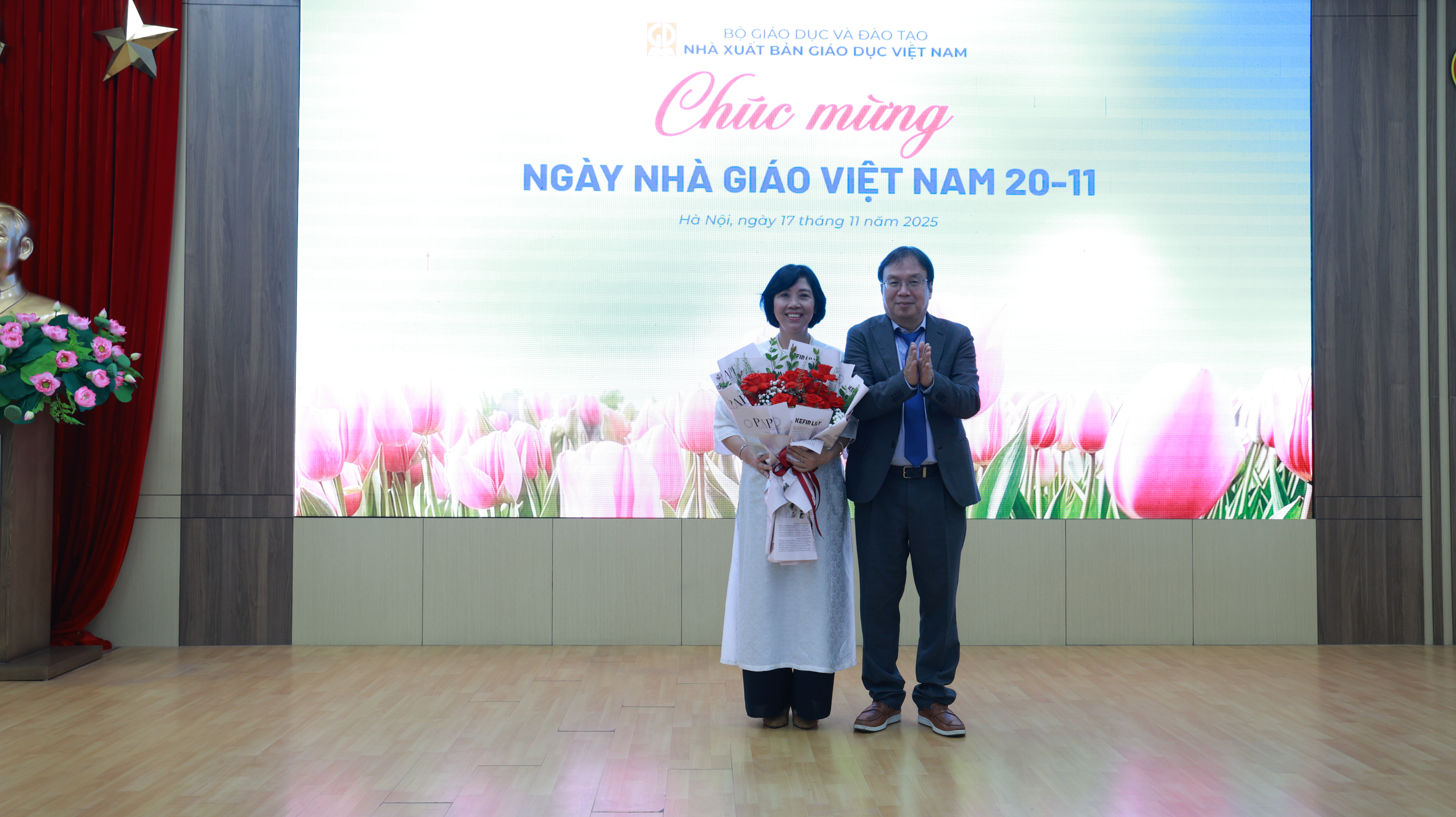 Nhà xuất bản Giáo dục Việt Nam tổ chức kỉ niệm ngày nhà giáo Việt Nam 