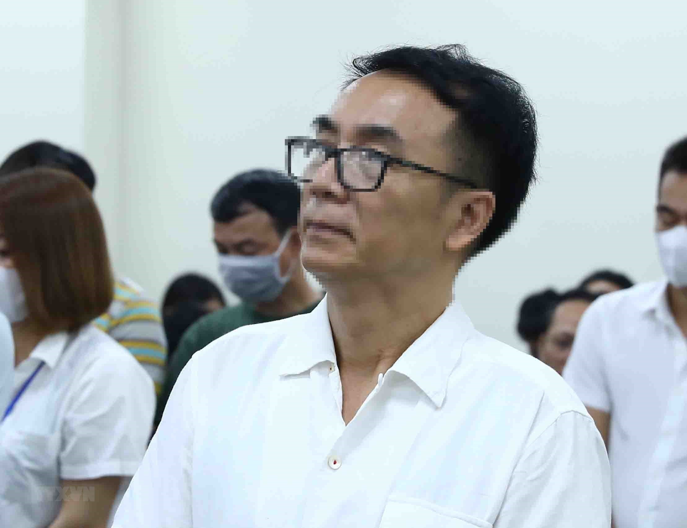 Vụ sách giáo khoa giả: Cựu Phó Cục trưởng Cục Quản lý Thị trường Trần Hùng lĩnh án 9 năm tù